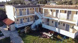 FULL HOUSE KAVOS - Kavos