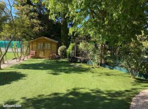 Appartements Au coeur des Alpilles Rdc Jardin et Piscine : photos des chambres