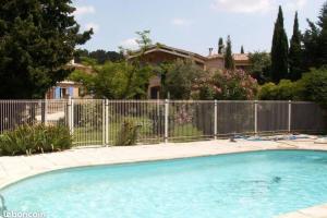 Appartements Au coeur des Alpilles Rdc Jardin et Piscine : photos des chambres