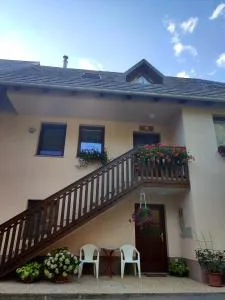 Počitniško stanovanje Aurora - Bavšica