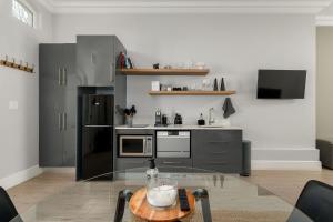 Luxury Winetram getaway