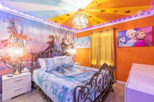 Marvelous Home w Pvt Pool and Game room in resort 29161