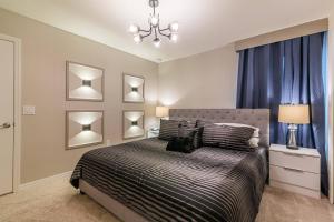 Beautiful Home w Pool SPA Game Room in Resort