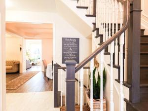 Inspired Stay close to Niagara *4B & 2King Beds*