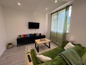 Lovely 1-bedroom flat with Patio