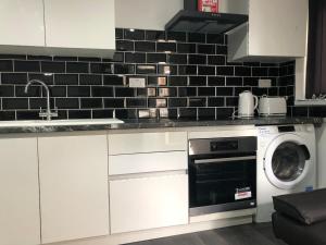 Ground Floor Apartment 2, Lynton Apartments