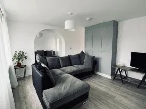 OurGreystones - Pet friendly home from home stay. - Valley