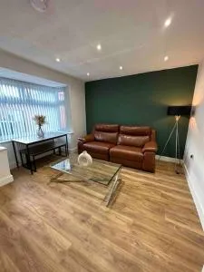 Dallas House - Easy links to LHR and London - 西德雷顿