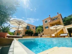 Homer's View - Áyioi Saránda