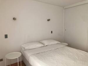 Amplio departamento con espectacular vista y balcón