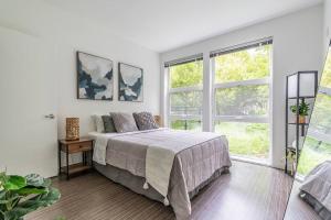 World Cup HQ one bedroom apartment Gym, Wifi, Parking, Rooftop Deck