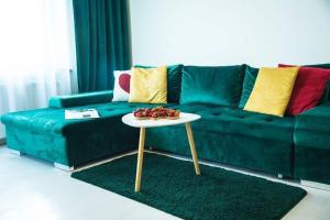 LYRA63 Large 80sq m TOP 14 floor