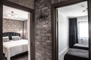 LYRA63 Large 80sq m TOP 14 floor