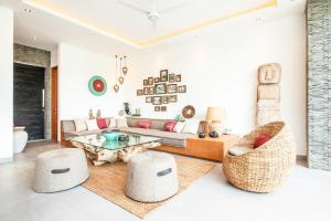 Fantastic 4 Bd 5mins stroll to Finns Beach