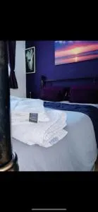 Home from home, close to Redditch hospital ABB - Studley