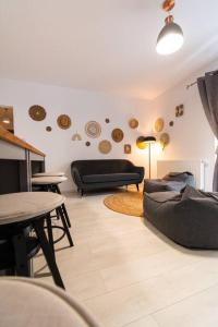 Arté - 2 Bedroom Apartment near Coresi Mall with Free Parking