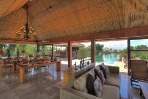 Royal Aventus Villa Uluwatu