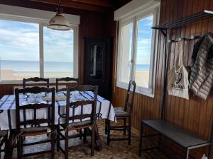 Maisons de vacances Maison les pieds dans l'eau : photos des chambres