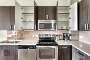 Downtown 1br w gym wd pool nr Capitol ATX-83