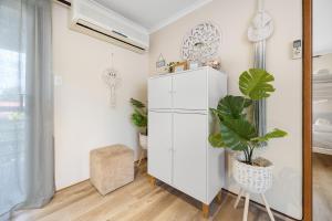 INVERLOCH Beach House