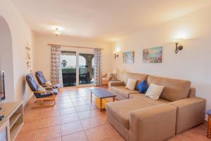 Villa Primavera V130 By MENORCARENTALS