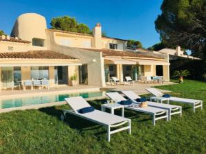 Villas Magnificent pool villa - 7BR18p - 300m2 : photos des chambres