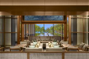 Shilla Monogram Danang