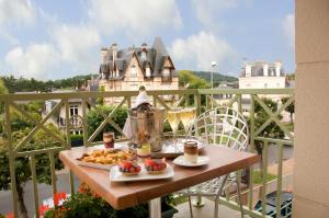 Appart'hotels Residence La Closerie Deauville : Appartement 1 Chambre avec Balcon