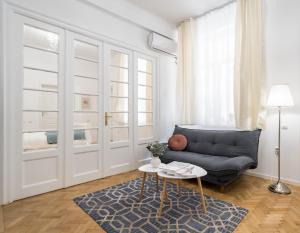 Athenee Parisian Apartment