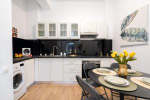 Athenee Parisian Apartment