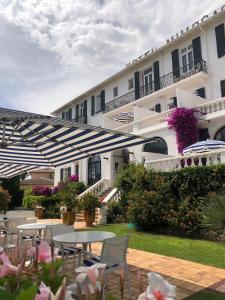 Hotels Hotel des Mimosas : photos des chambres