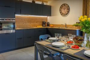 Chalets Chalet Les Vardafes - OVO Network : photos des chambres