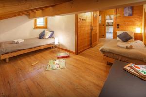 Chalets Chalet Les Vardafes - OVO Network : photos des chambres
