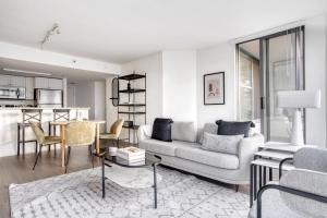 S Beach 2BR wPool Gym next to SF Bay SFO-29