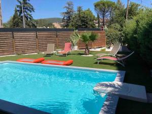 Villas Villa climatisee a 3 min du centre ville a pied. : photos des chambres