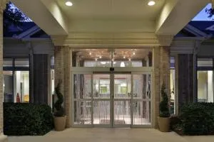 Hilton Garden Inn Addison - Addison