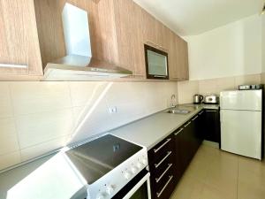 Modesti - stan na dan Novi Beograd sa parkingom 5 evra po danu