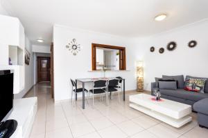 Home2Book Los Cristianos, Pool & Beach