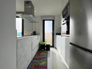 penthouse center Torrevieja, private terrace, near the beach