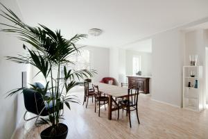 Appartamento in Villa Lina by Holiday Solutions