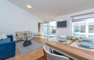 Casa Lungomare with pool