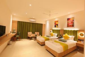 THE GRAND AMBASSADOR HOTEL