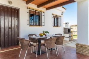 EntreCalas 2 Chalet con piscina privada en Conil, Roche viejo, cala del aceite