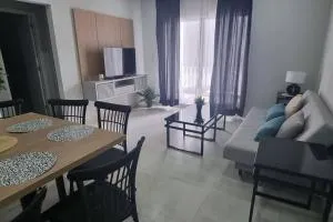 Tranquilo dpto. zona aeropuerto!!! - La Mercedes