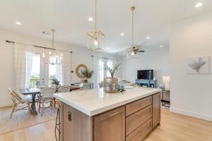 Near Terramar Beach Home with Patio in Galveston