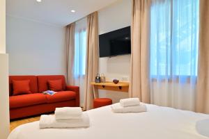 Hotels HOTEL SAINT ROCH : photos des chambres