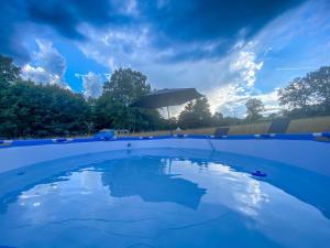 Tentes de luxe Luxe tipi in de auvergne : photos des chambres