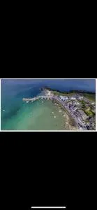 The Captains Wheel and Anchor - 凯尔斯