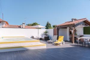 Retiro da Atafona Beach Pool House White