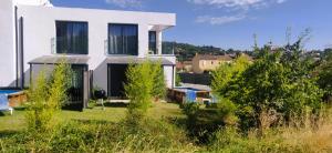 Appartements Cote Verdon Avec Piscine Privee : photos des chambres